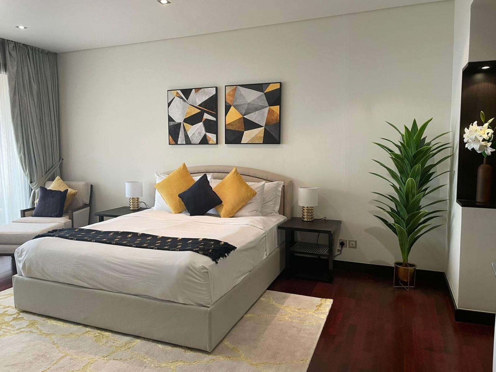 Anantara Hotel Apartment Palm Jumeirah Connected Anantara Hotel 迪拜 外观 照片