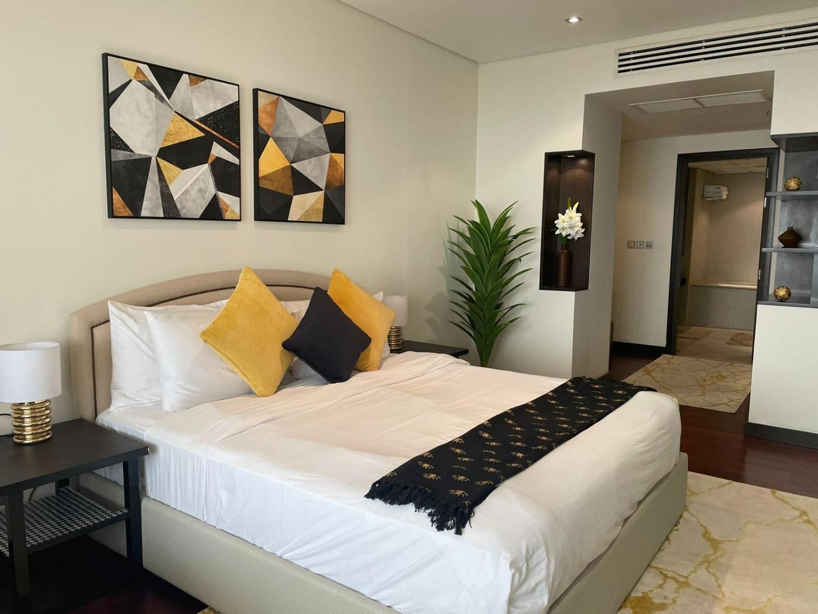 Anantara Hotel Apartment Palm Jumeirah Connected Anantara Hotel 迪拜 外观 照片